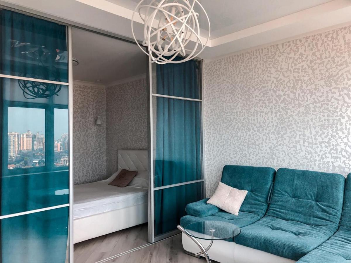 M&P Vip Appartments In Arkadia Odesa Exterior foto