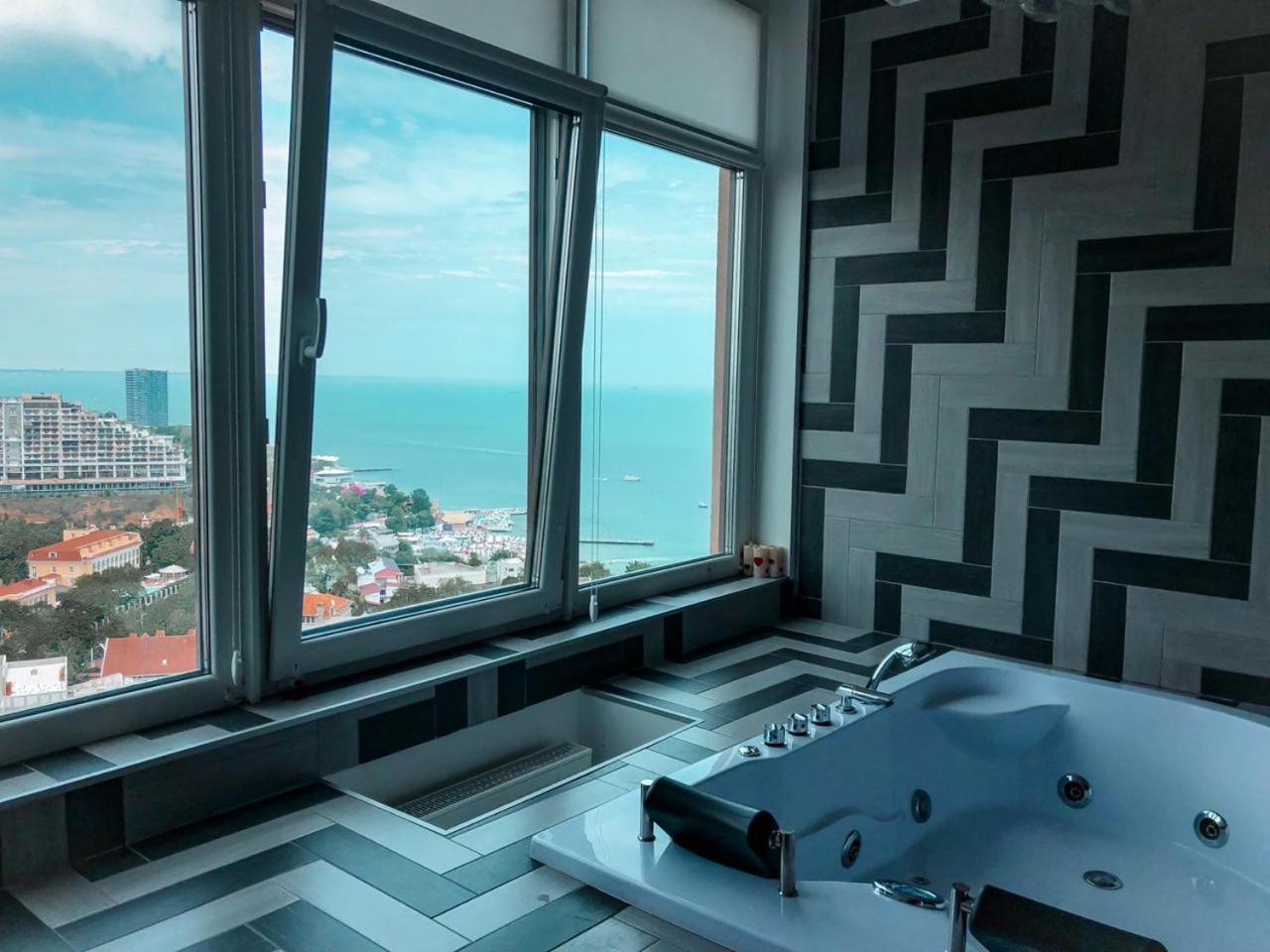 M&P Vip Appartments In Arkadia Odesa Habitación foto