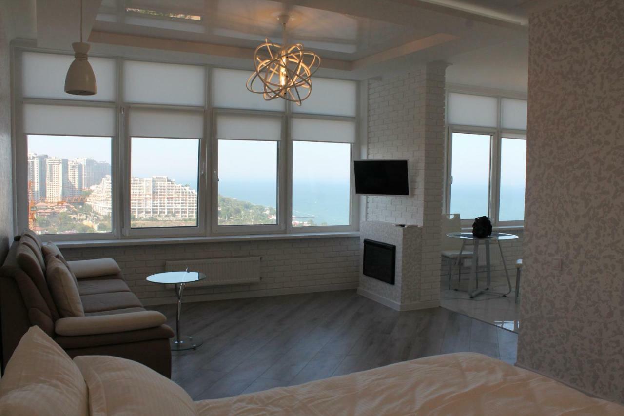 M&P Vip Appartments In Arkadia Odesa Exterior foto