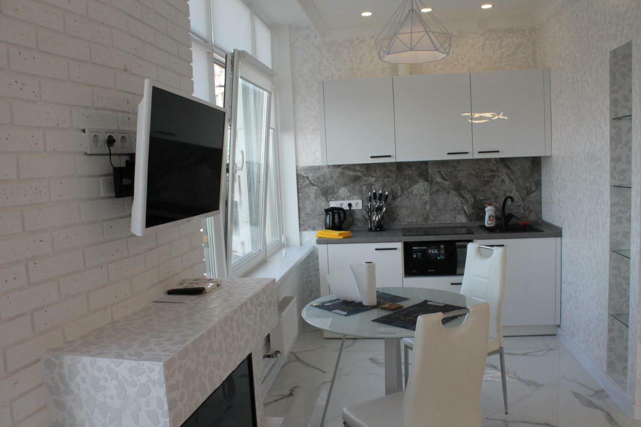 M&P Vip Appartments In Arkadia Odesa Exterior foto