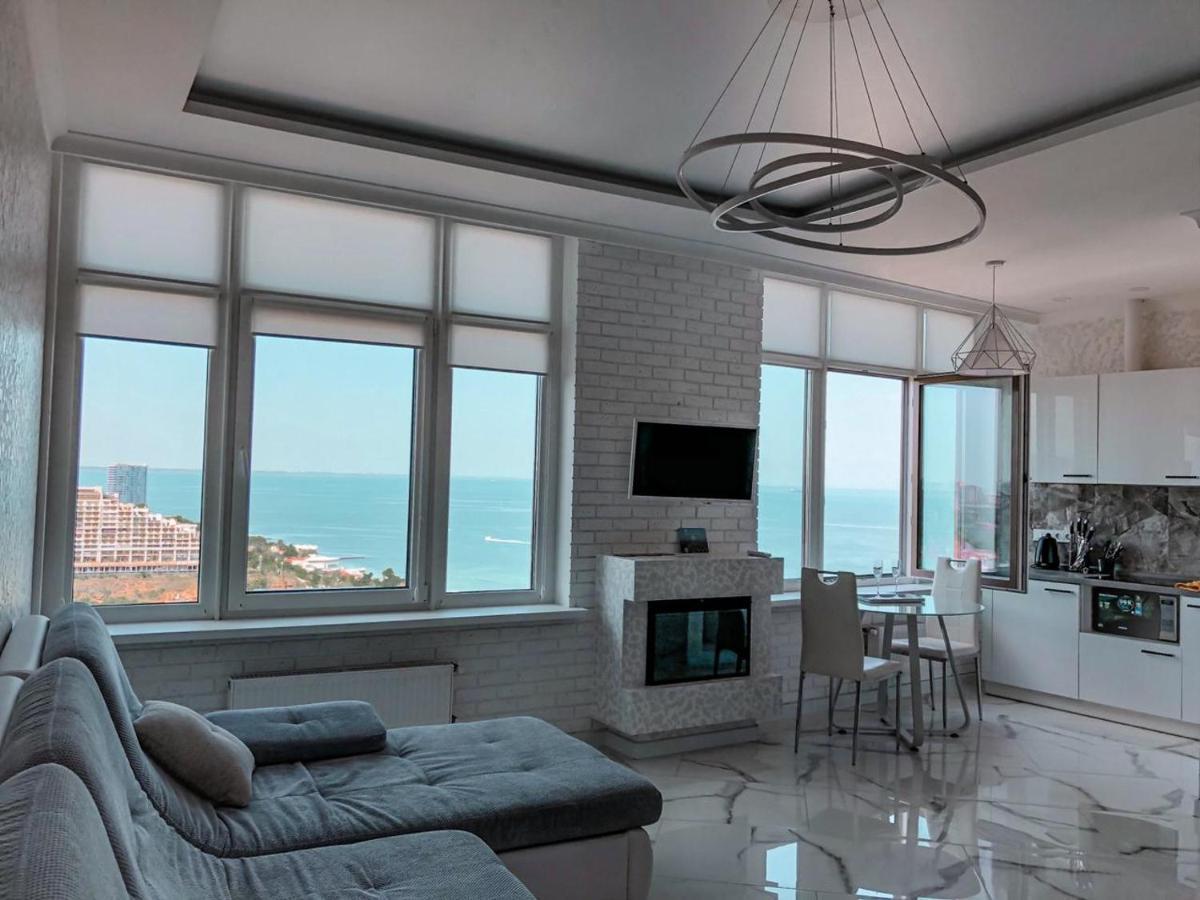 M&P Vip Appartments In Arkadia Odesa Habitación foto
